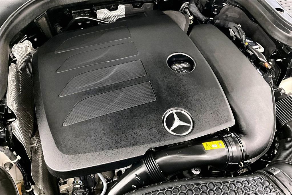 Used 2021 Mercedes-Benz GLC 300 4MATIC image 33