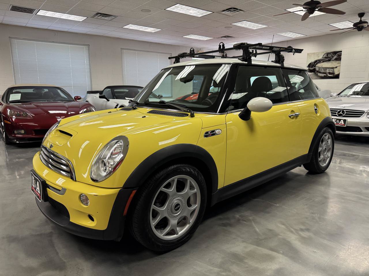 Used 2005 MINI Cooper S FWD image 12