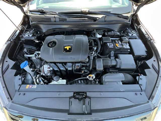 Certified 2023 Kia Forte LXS FWD image 37