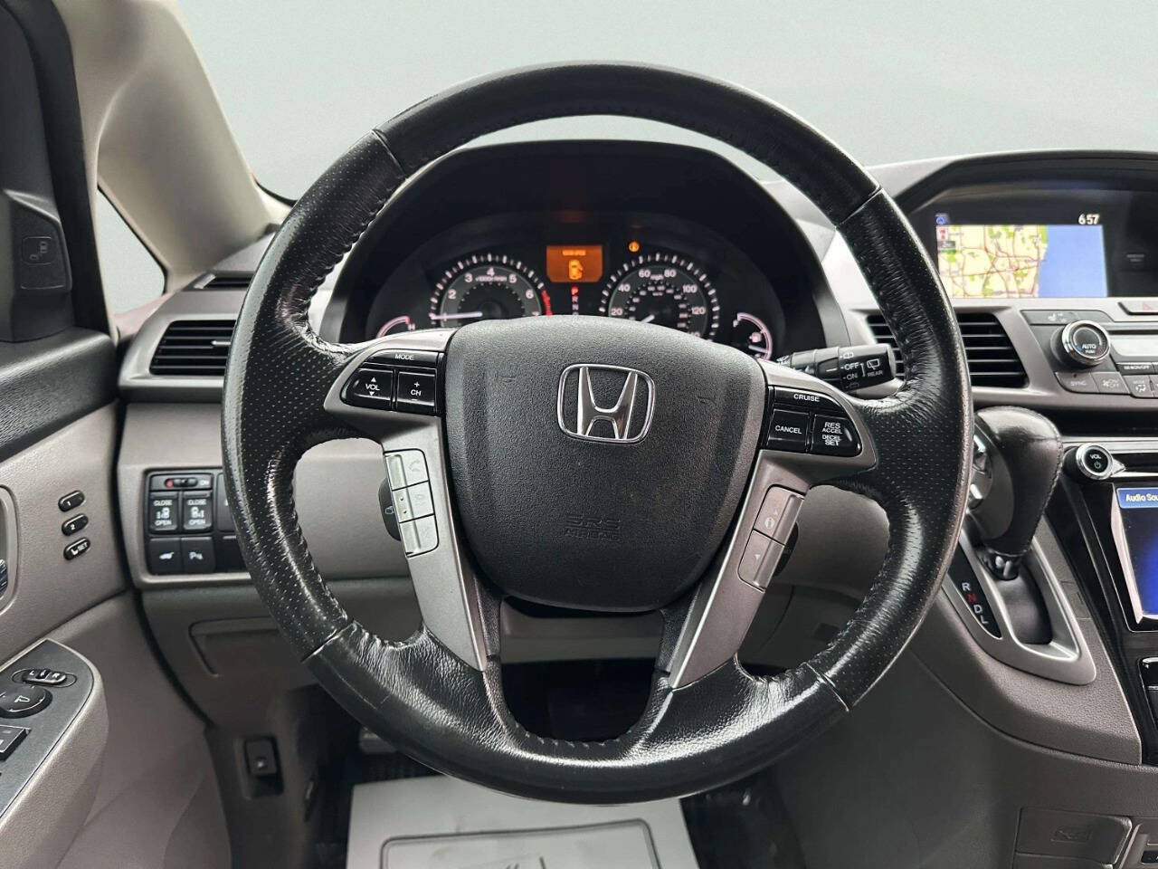 Used 2016 Honda Odyssey Touring Elite image 27