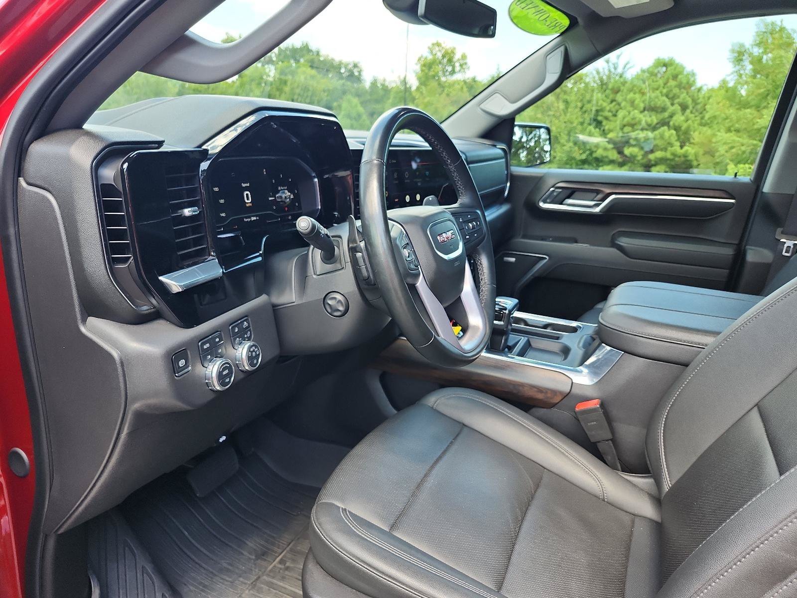 Used 2025 GMC Sierra 1500 SLT w/ SLT Premium Plus Package AWD/4WD image 18