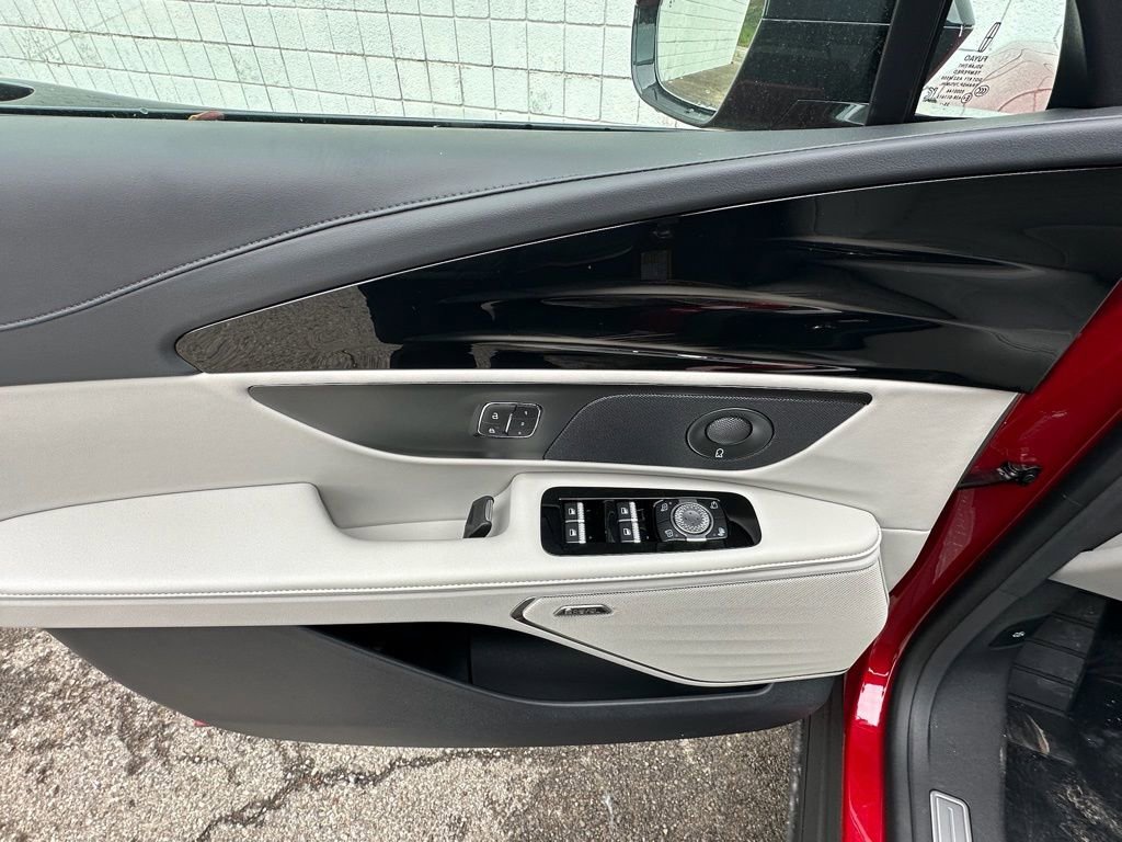 New 2026 Lincoln Nautilus Reserve w/ Jet Appearance Package AWD/4WD image 17