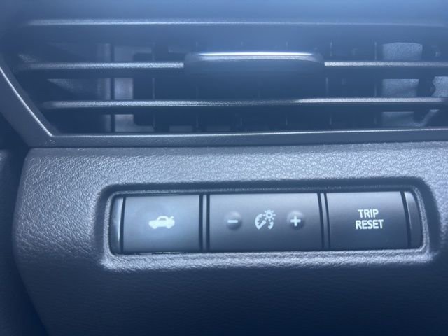 Used 2024 Nissan Altima 2.5 SV FWD image 22