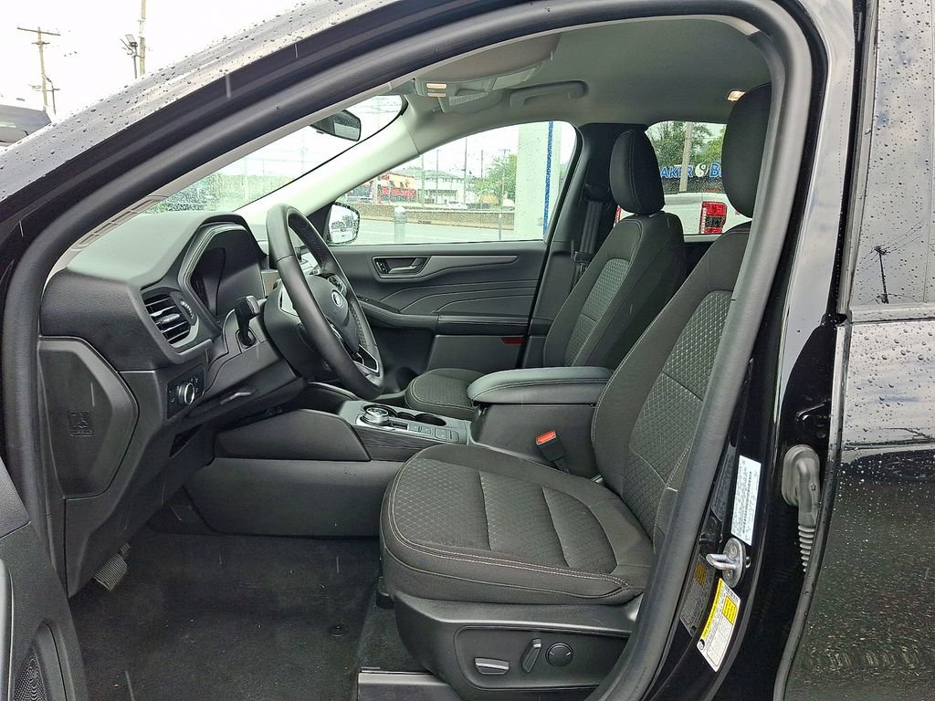 Used 2023 Ford Escape Active AWD/4WD image 14