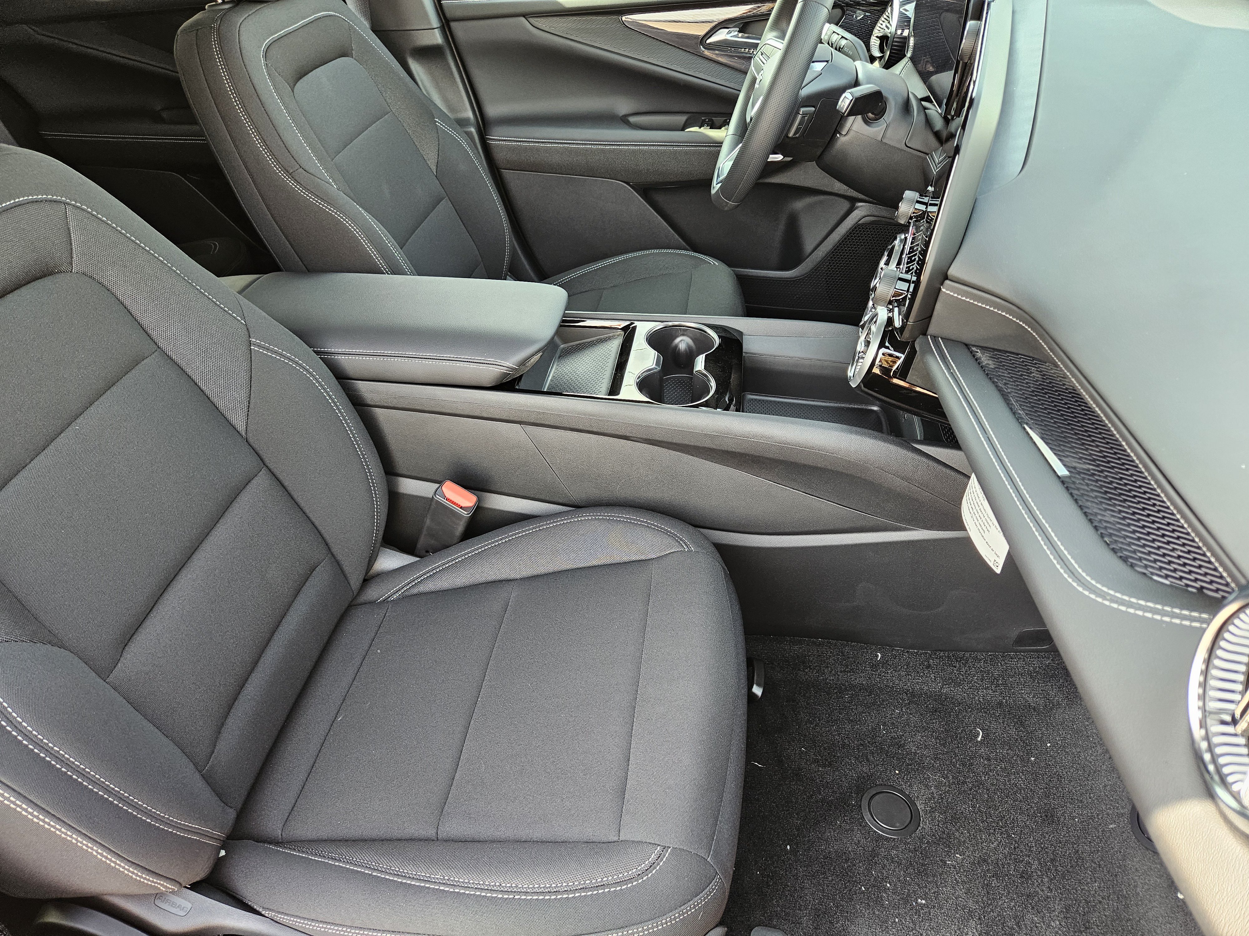 New 2026 Chevrolet Blazer EV LT w/ Midnight/Sport Edition FWD image 10