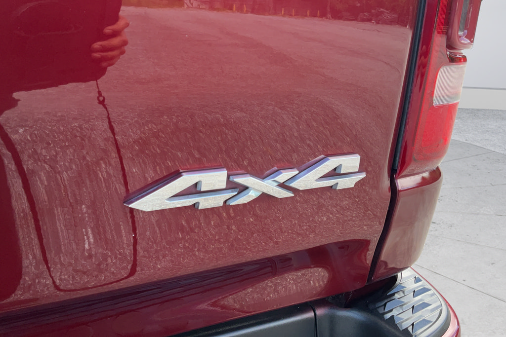 Used 2022 RAM 1500 Laramie w/ Sport Appearance Package AWD/4WD image 29