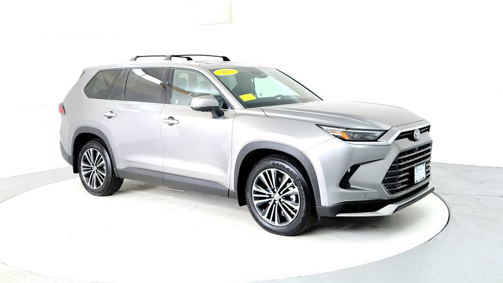 Certified 2025 Toyota Grand Highlander AWD Hybrid image 7