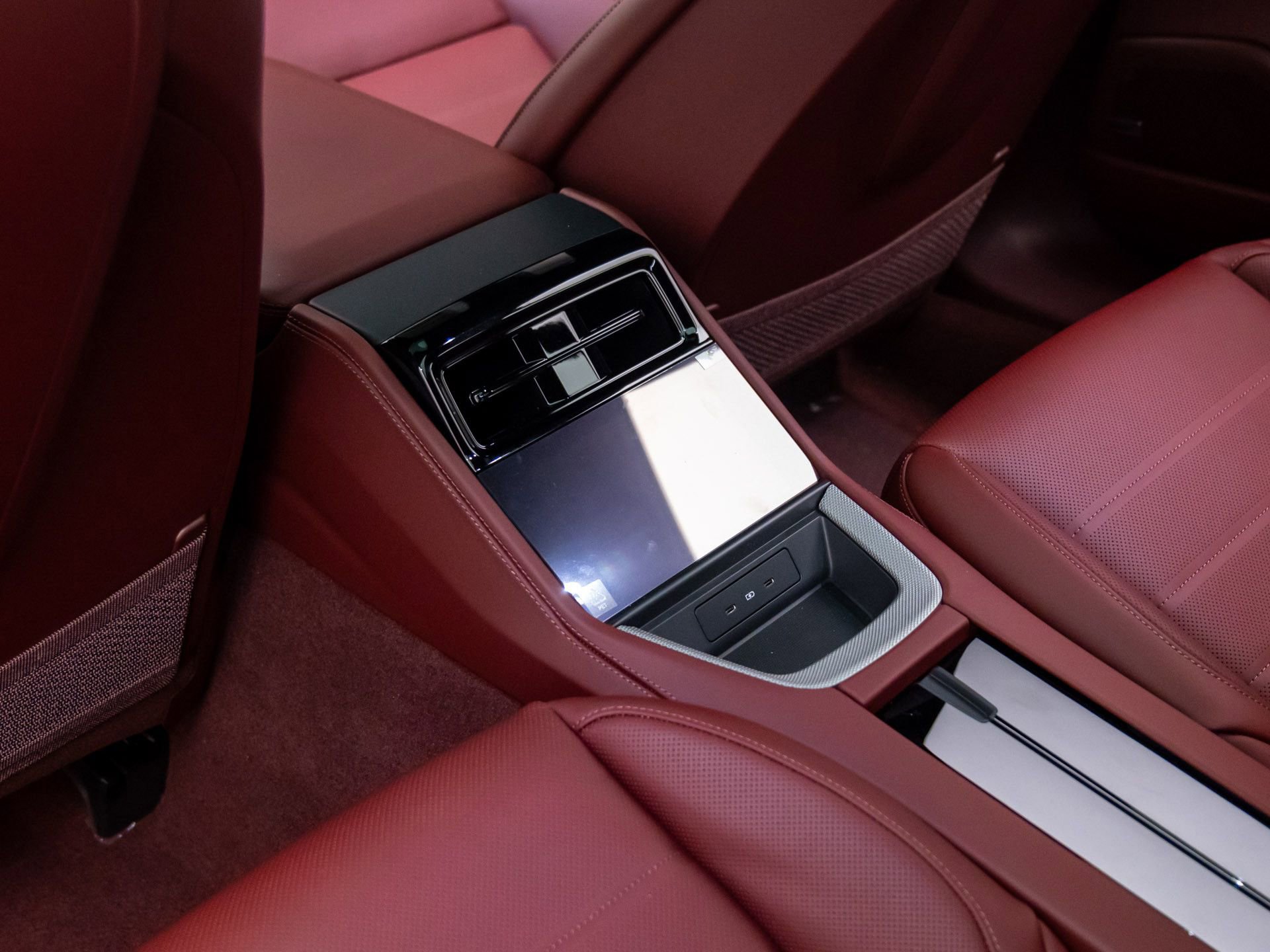 New 2026 Porsche Panamera 4 AWD/4WD image 16