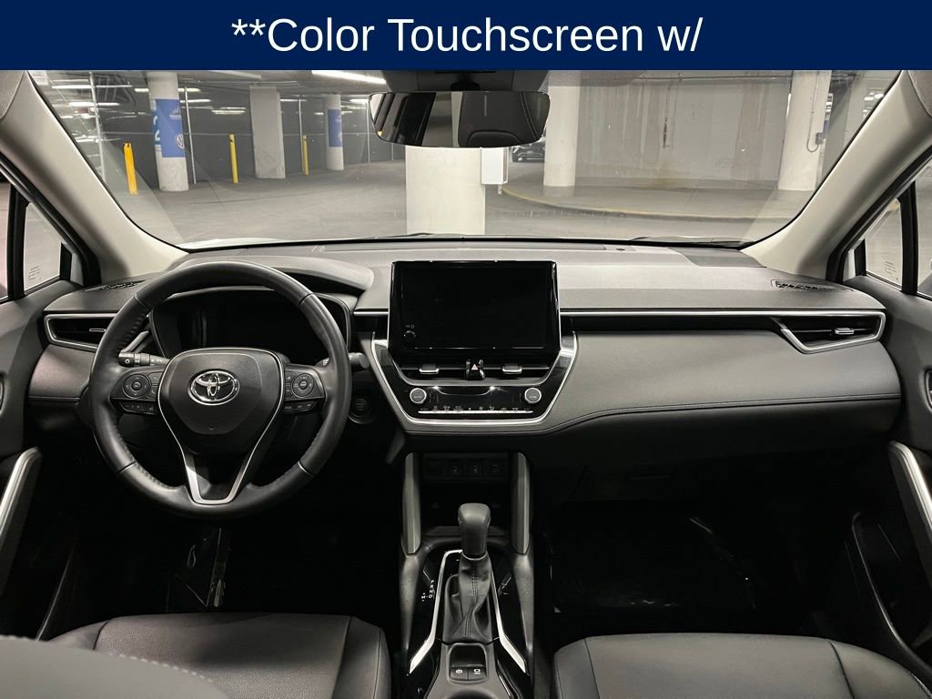 Used 2024 Toyota Corolla Cross XLE w/ Convenience Package image 7