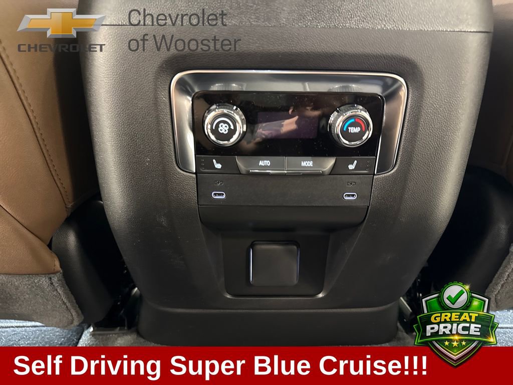 New 2026 Chevrolet Suburban High Country AWD/4WD image 45