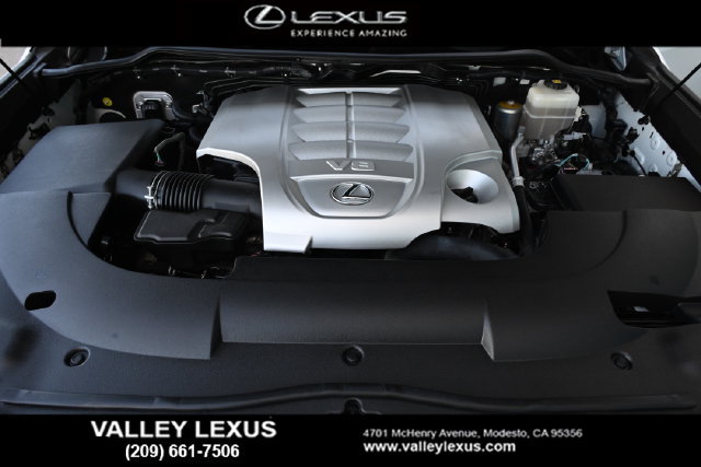 Used 2018 Lexus LX 570 4WD w/ Luxury Package image 22