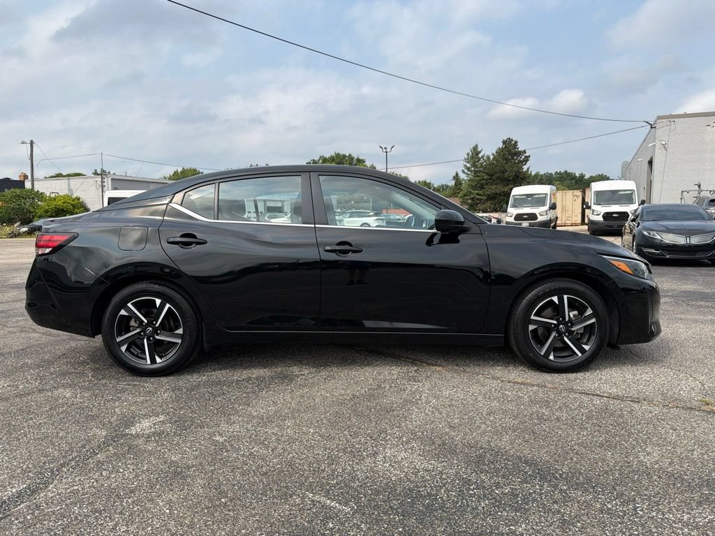 Used 2025 Nissan Sentra SV FWD image 6