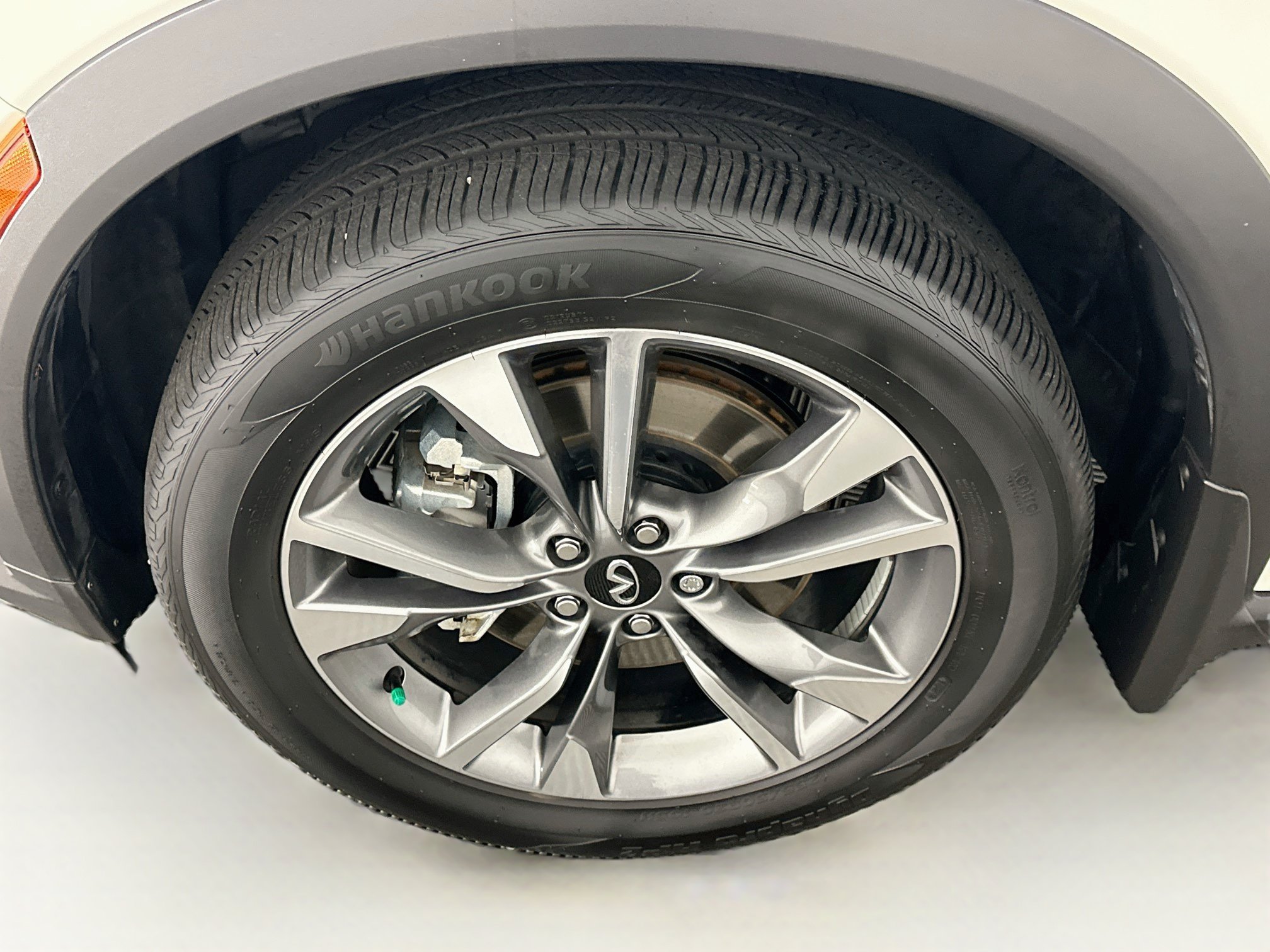 Used 2023 INFINITI QX60 Luxe AWD/4WD image 11