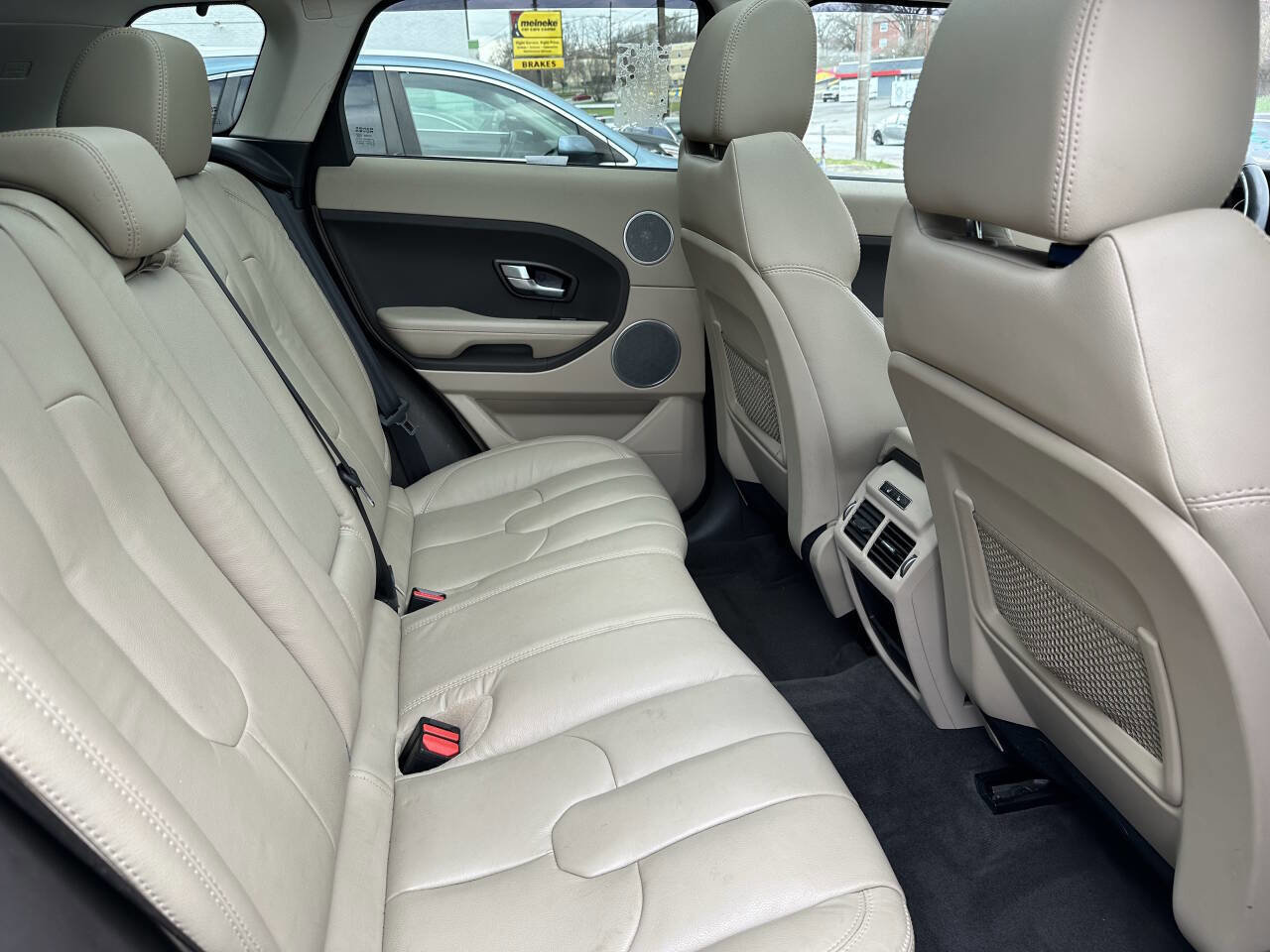 Used 2014 Land Rover Range Rover Evoque Pure Plus image 19