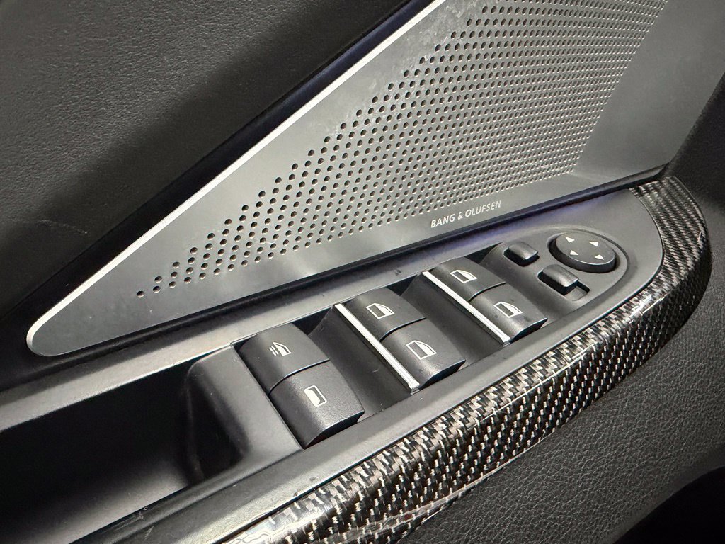 Used 2015 BMW M6 Convertible RWD image 16