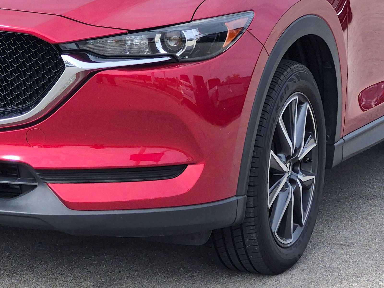 Used 2018 MAZDA CX-5 Touring w/ Preferred Equipment Package AWD/4WD image 11