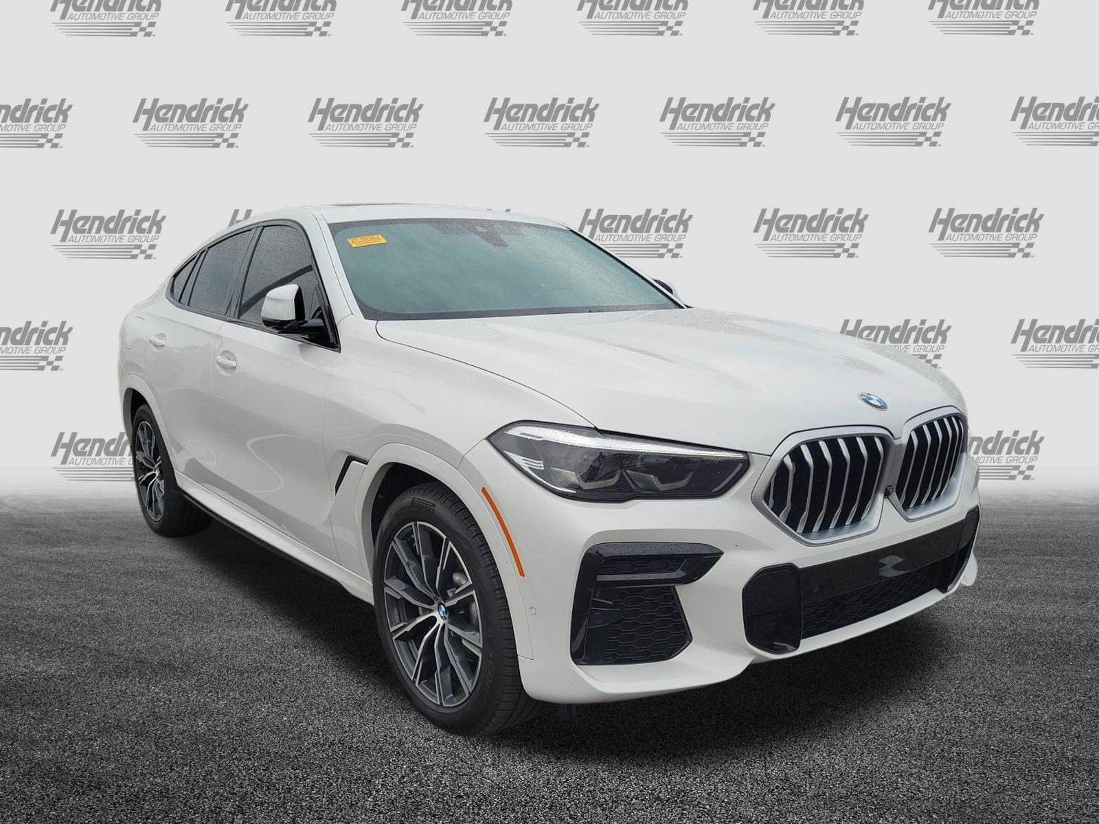 Used 2023 BMW X6 xDrive40i w/ M Sport Package AWD/4WD image 2