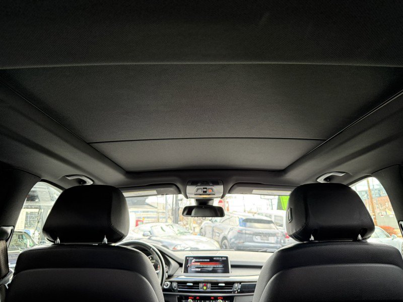 Used 2017 BMW X5 xDrive40e image 36