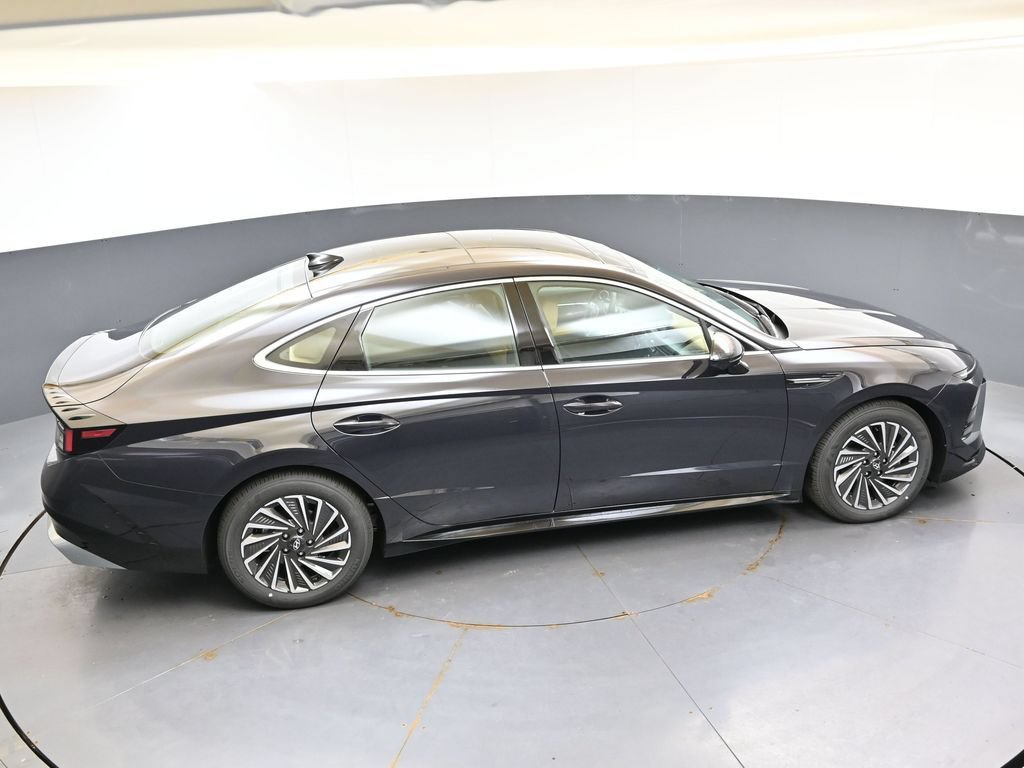 New 2026 Hyundai Sonata Limited FWD image 40