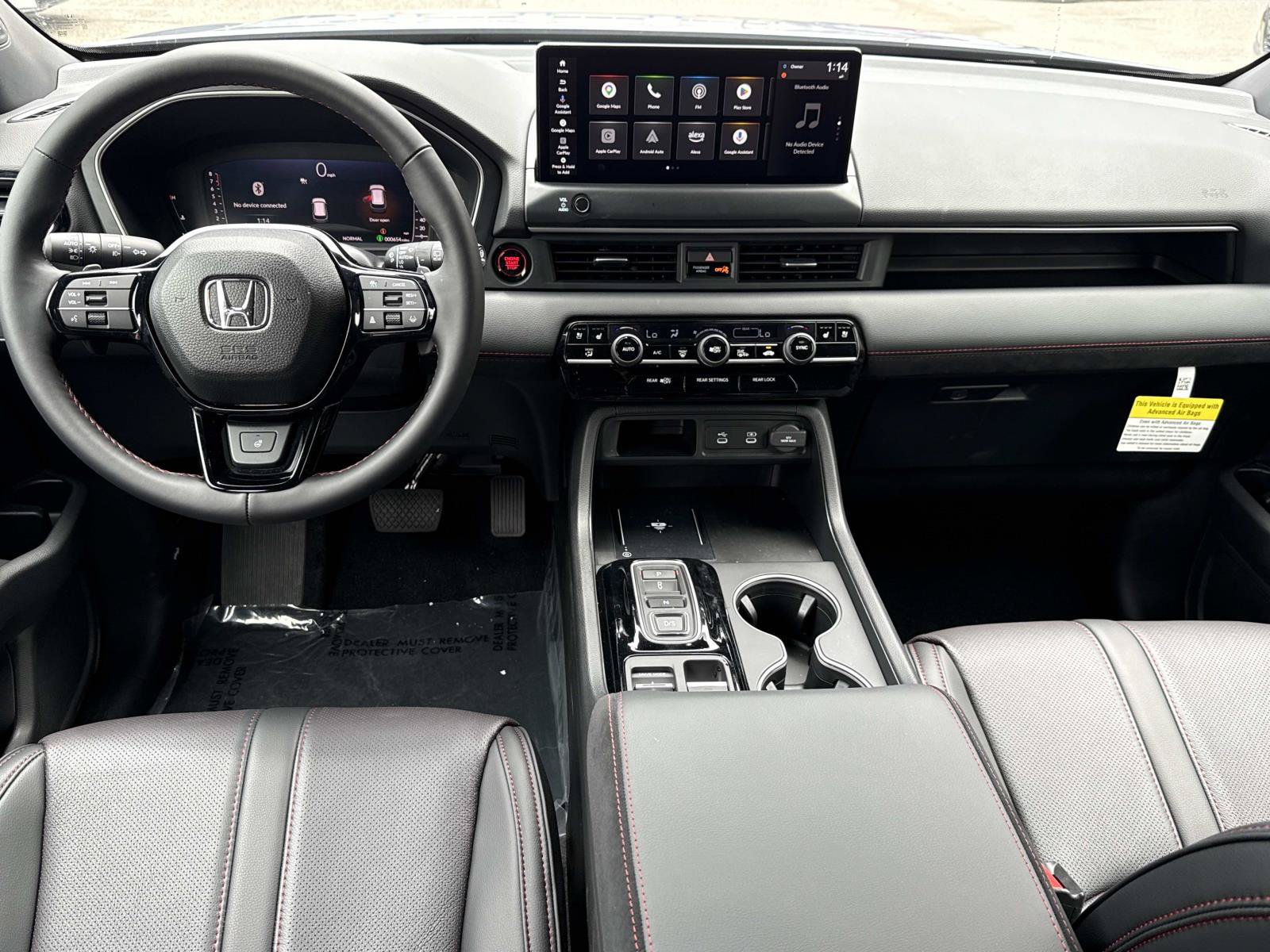 Certified 2026 Honda Pilot Black Edition image 2