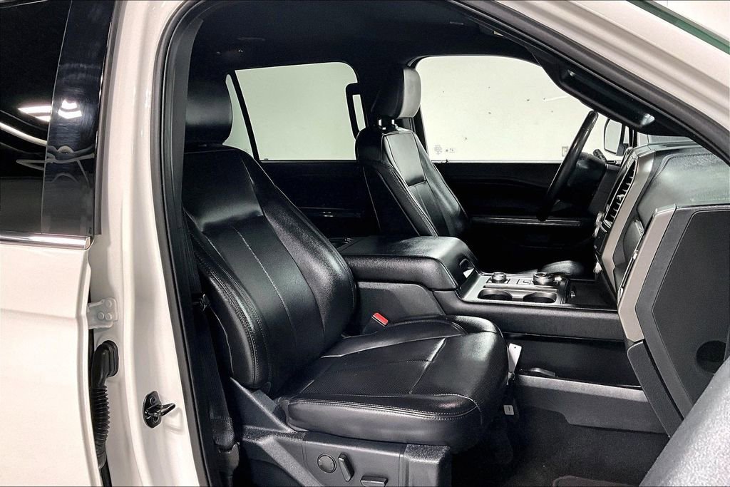 Used 2021 Ford Expedition XLT image 10