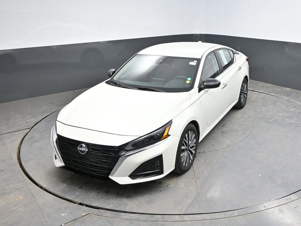 Used 2024 Nissan Altima 2.5 SV image 20