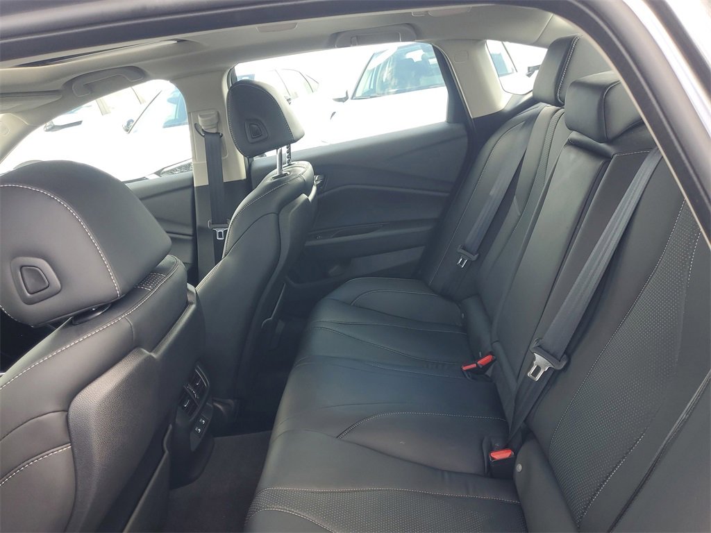 Used 2025 Acura TLX w/ Technology Package image 12