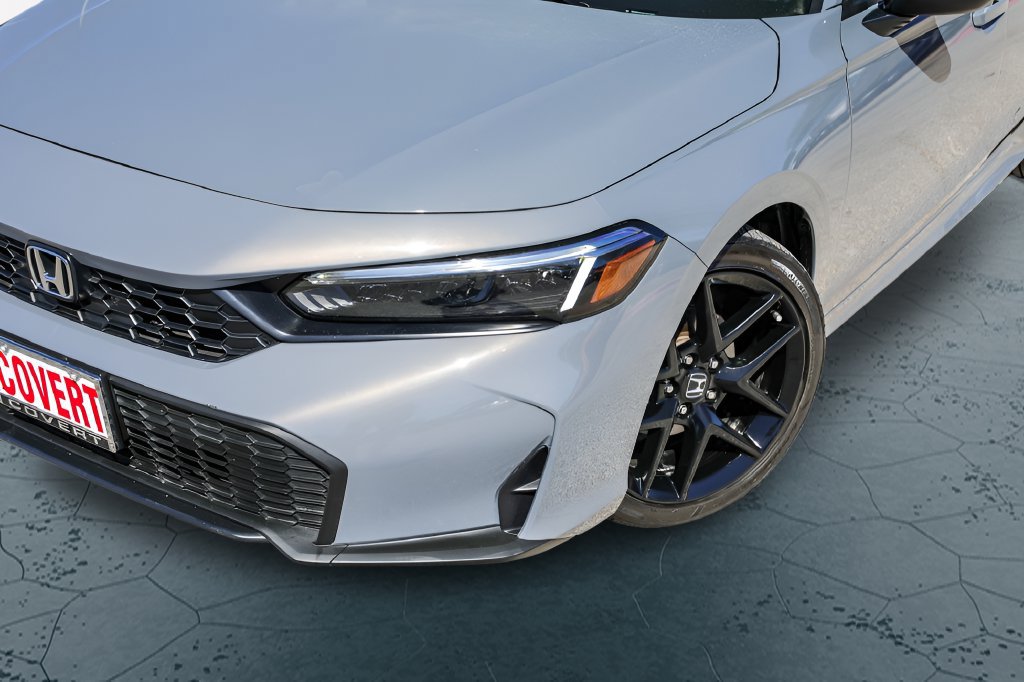 Used 2026 Honda Civic Sport image 2