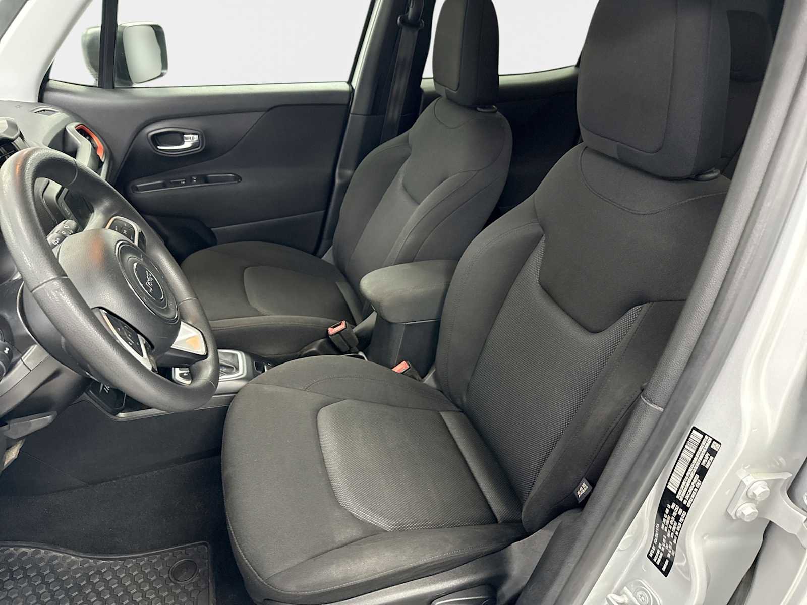 Used 2018 Jeep Renegade Sport w/ Power & Air Group image 19
