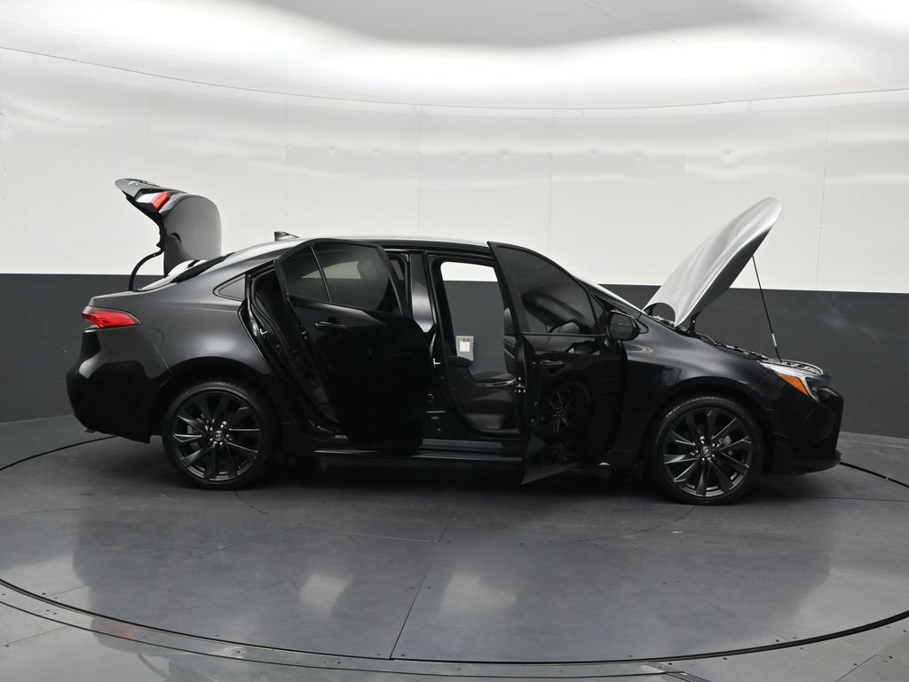 Used 2026 Toyota Corolla LE FWD image 33