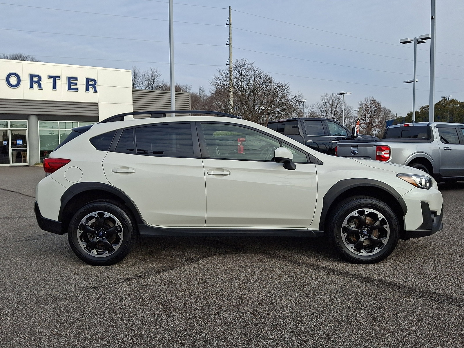 Used 2023 Subaru Crosstrek 2.0i Premium image 12