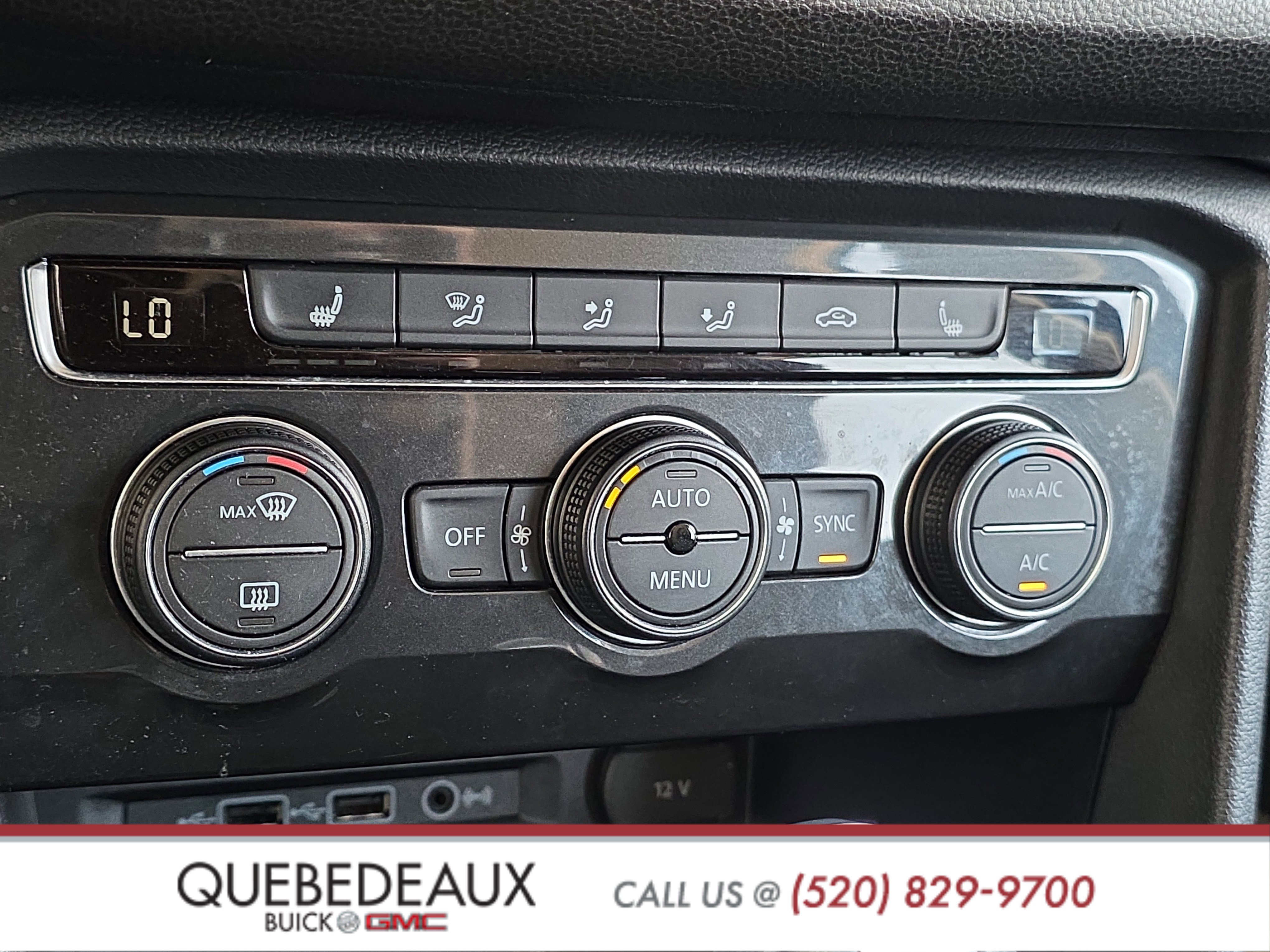 Used 2019 Volkswagen Tiguan SE FWD image 18