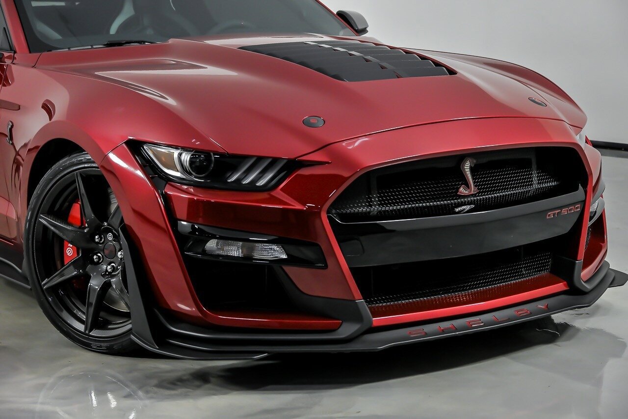 Used 2020 Ford Mustang Shelby GT500 w/ Carbon Fiber Track Pack RWD image 3