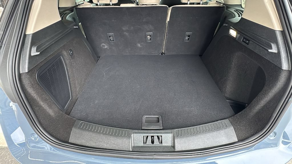 Used 2025 Lincoln Corsair Reserve FWD image 24