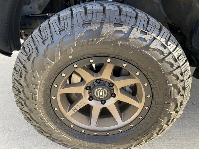 Used 2016 Toyota 4Runner SR5 image 27