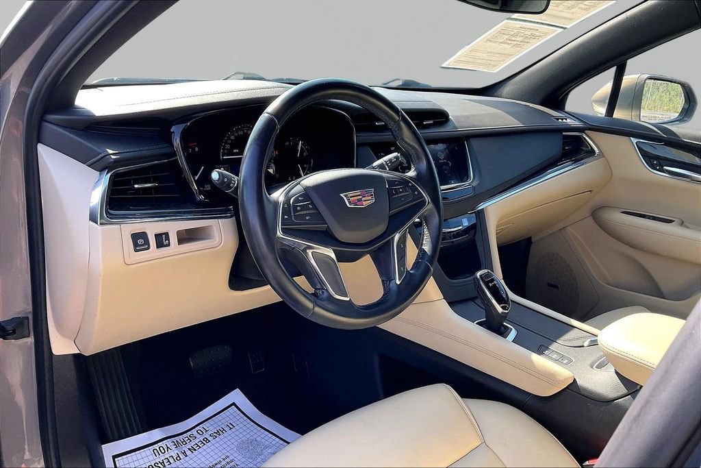 Used 2019 Cadillac XT5 AWD image 19