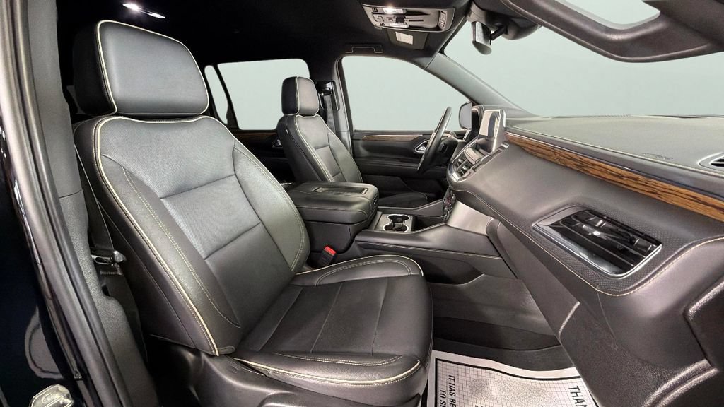Used 2023 Chevrolet Suburban Premier RWD image 38