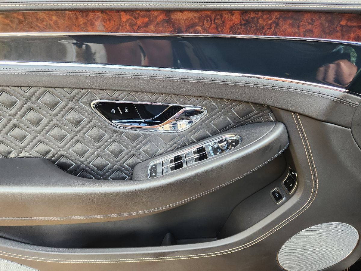 Used 2022 Bentley Continental GT AWD/4WD image 53