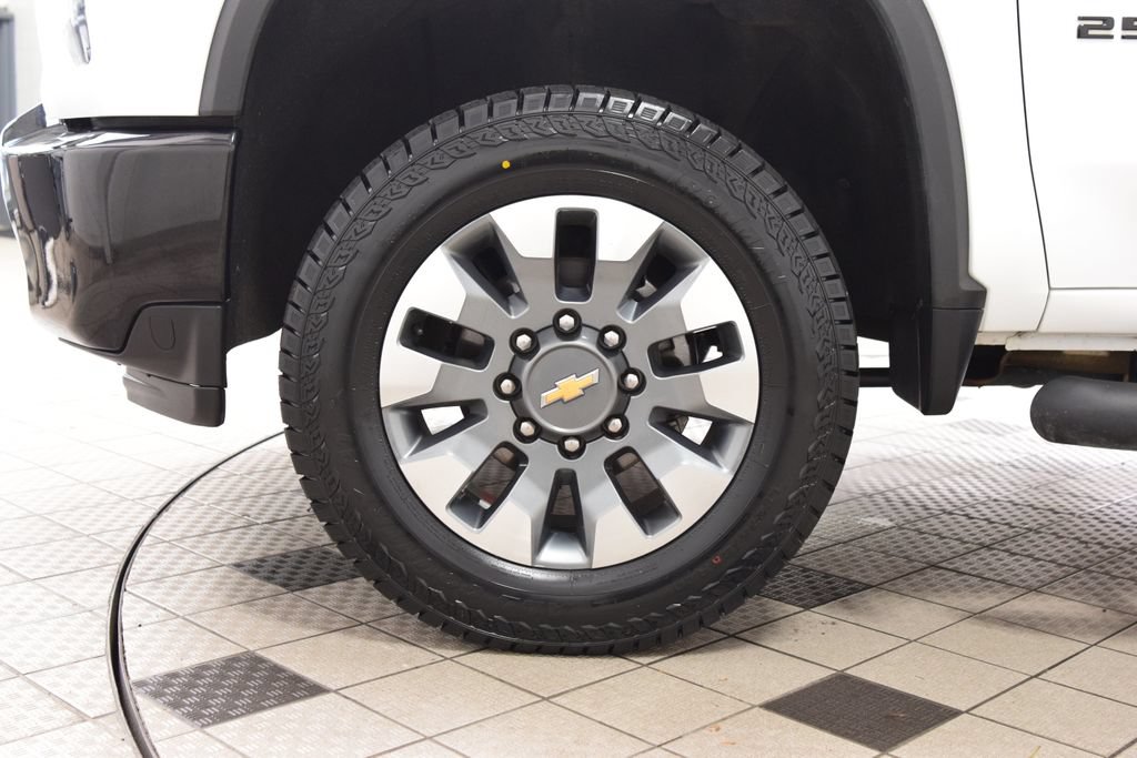 Used 2023 Chevrolet Silverado 2500 Custom w/ Custom Value Package AWD/4WD image 29