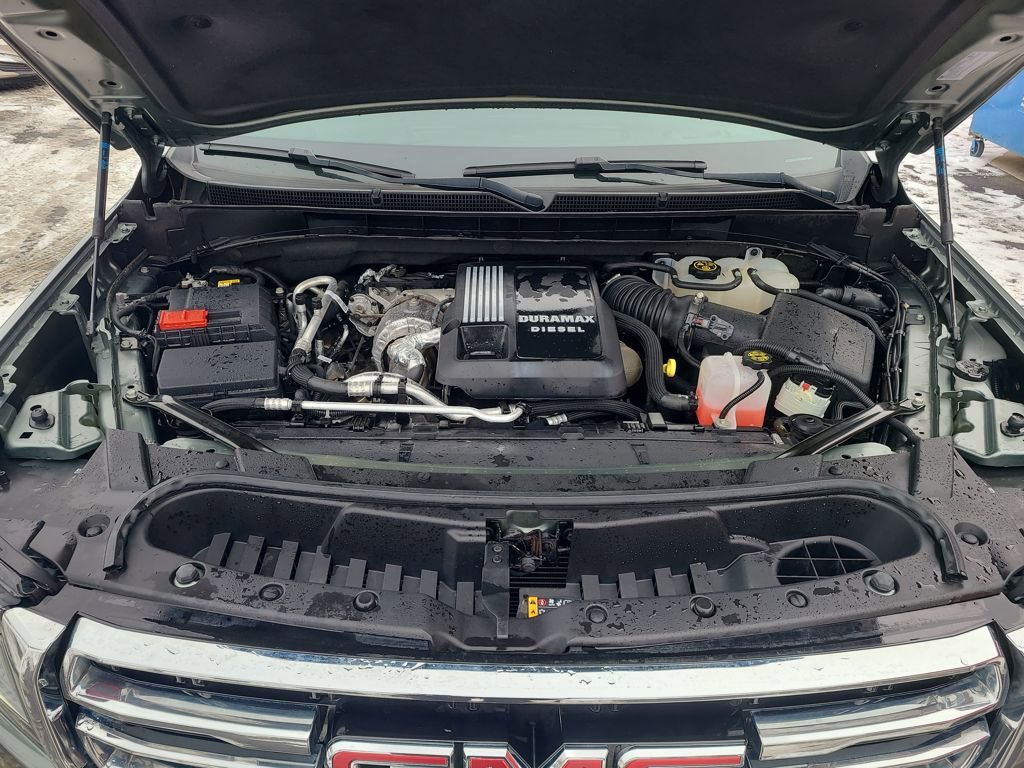 Used 2023 GMC Yukon SLT image 46