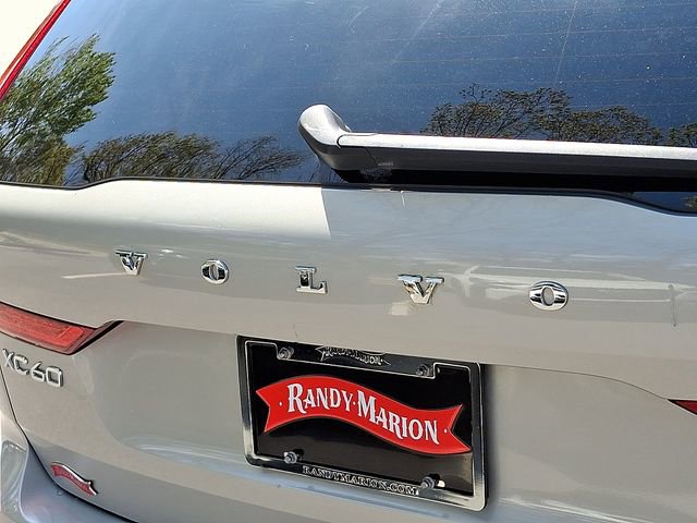 Used 2023 Volvo XC60 B6 Ultimate w/ Climate Package image 32