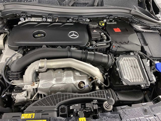 Used 2024 Mercedes-Benz GLA 250 image 32