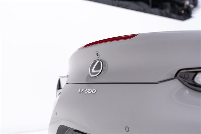 Used 2026 Lexus LC 500 Convertible w/ Inspiration Series RWD image 25