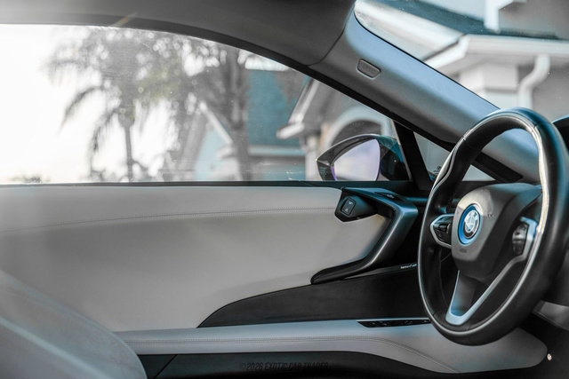 Used 2016 BMW i8 image 36