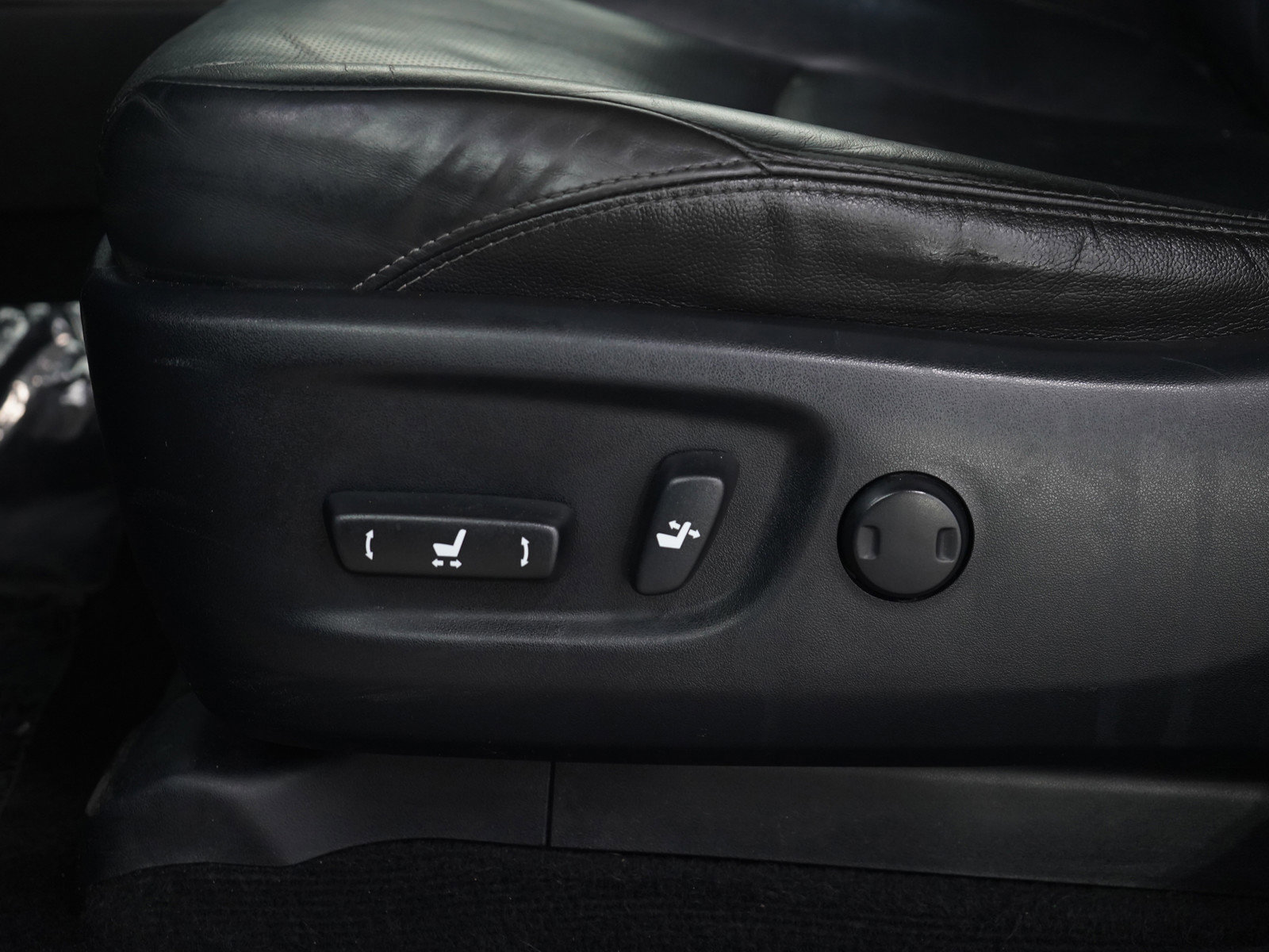 Used 2016 Toyota 4Runner Limited image 29