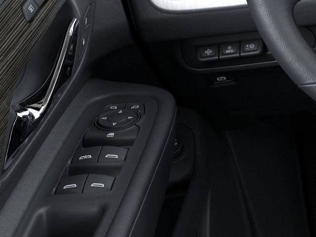 New 2024 GMC Terrain SLT w/ Infotainment Package II image 22