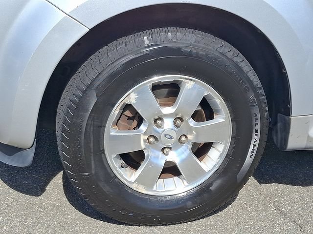 Used 2011 Ford Escape Limited w/ 302A Rapid Spec Order Code FWD image 8