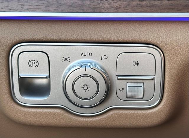 New 2026 Mercedes-Benz GLS 450 4MATIC image 18