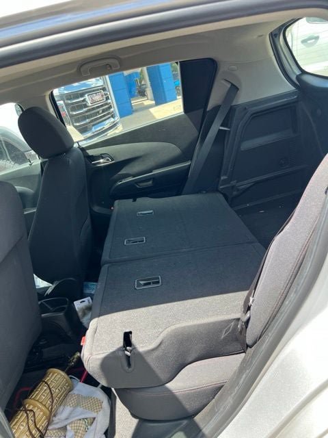 Used 2017 Chevrolet Sonic LT FWD image 10