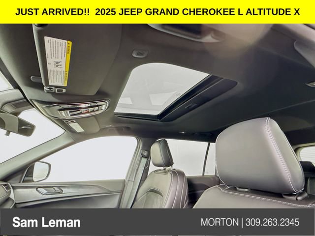 New 2025 Jeep Grand Cherokee L Altitude image 21